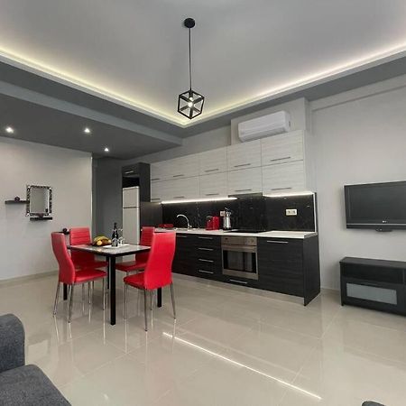 Maxim Deluxe Apartment Nea Alikarnassos Luaran gambar