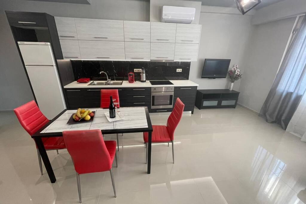 Maxim Deluxe Apartment Nea Alikarnassos Luaran gambar